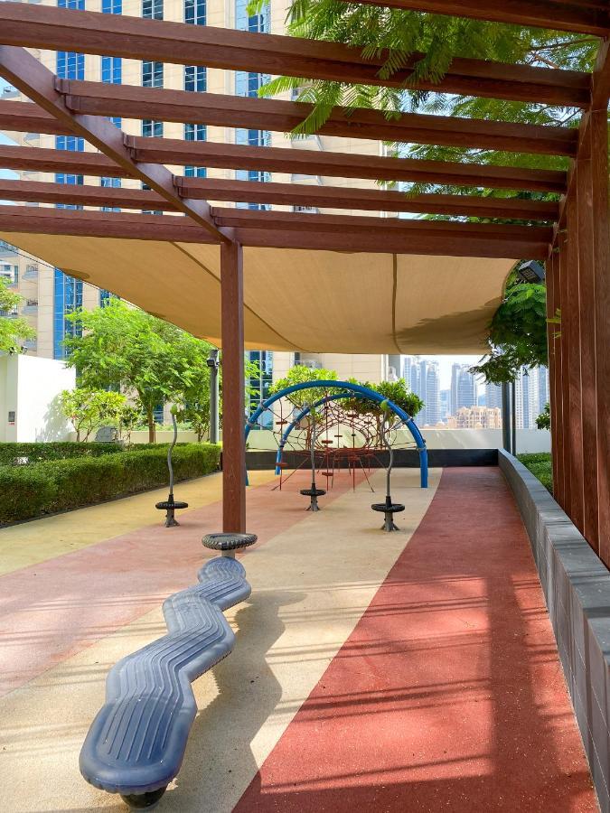 Higuests - Elegant Apt With Terrace Minutes From Burj Khalifa Dubai Ngoại thất bức ảnh