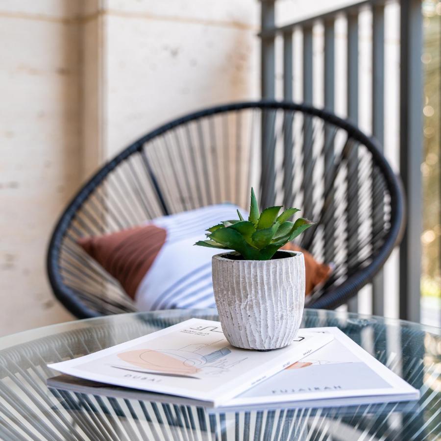 Higuests - Elegant Apt With Terrace Minutes From Burj Khalifa Dubai Ngoại thất bức ảnh